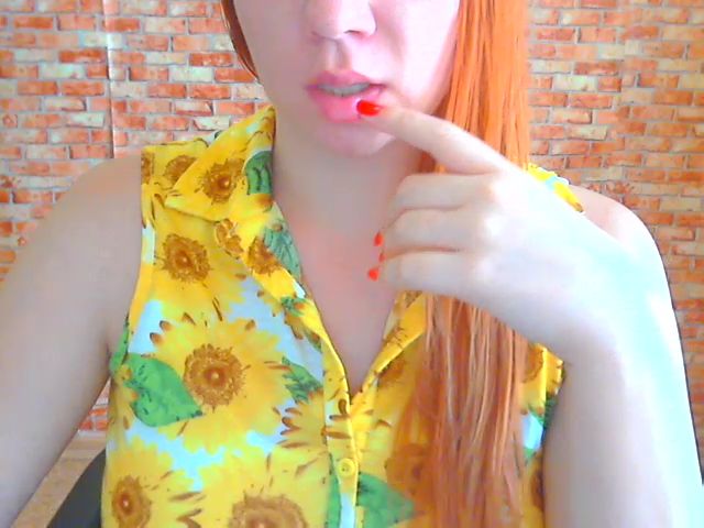 Live sex webcam photo for JiMiola #261988204