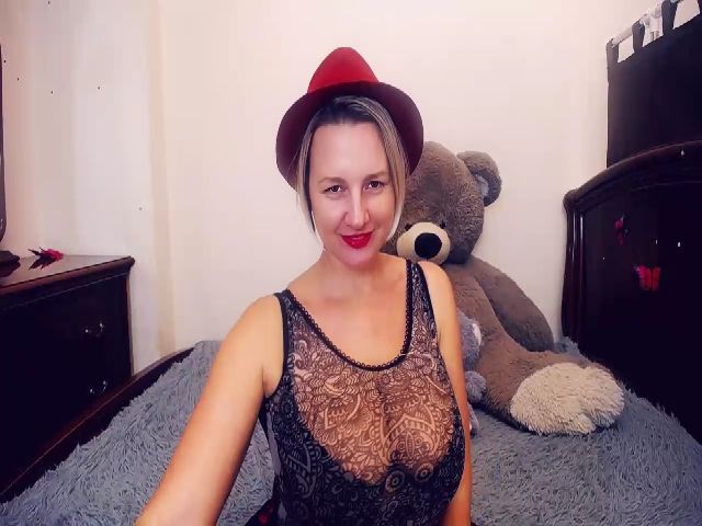 Live sex webcam photo for Margo_curvy #262127565