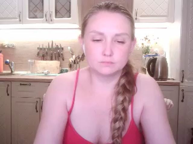 Live sex webcam photo for JaneGrey111 #254892417