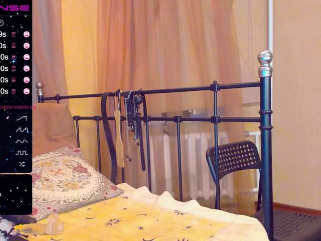 Live sex webcam photo for EvaTheRed #249516031