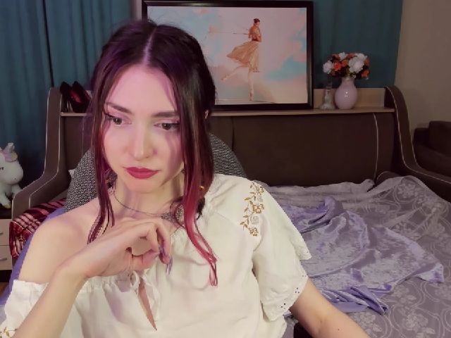 Live sex webcam photo for MadFrau #254272867