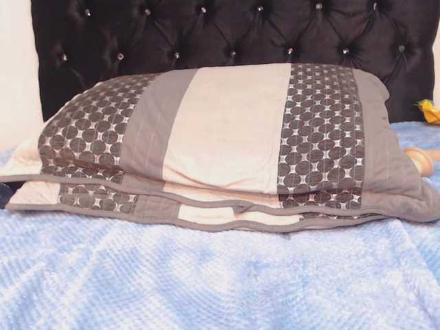 Live sex webcam photo for NicolBlack #241266267