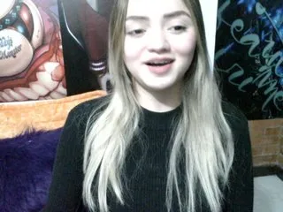 Live sex webcam photo for KelsiMonroe #240669532