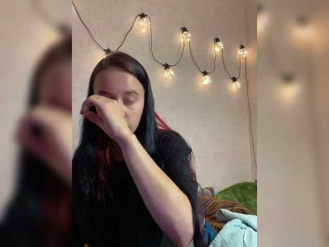 Live sex webcam photo for KiraLiLime #287989973