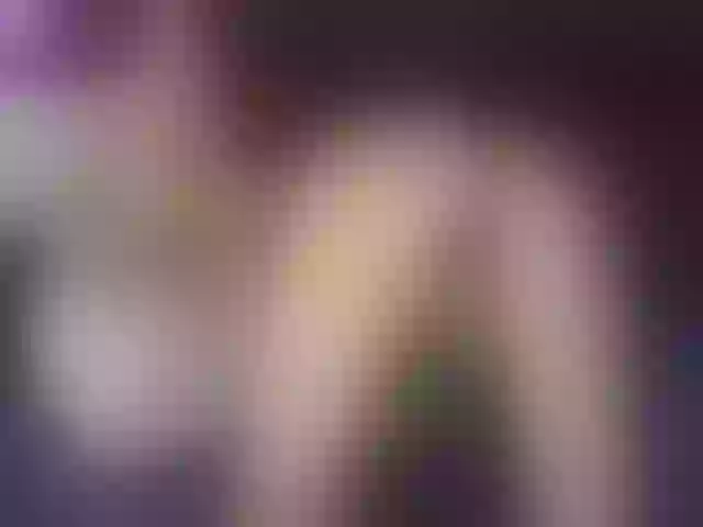 Live sex webcam photo for Madelynn #287960269