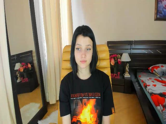 Live sex webcam photo for SoniNex #256856892