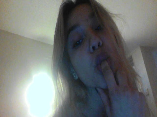 Live sex webcam photo for Qxeen_jasmin #260973120