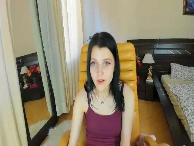 Live sex webcam photo for SoniNex #253097889