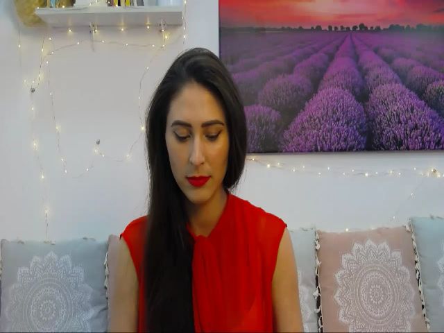 Live sex webcam photo for MaraW #254136867