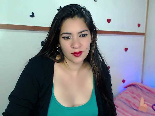 Live sex webcam photo for SALOME-69 #247036033