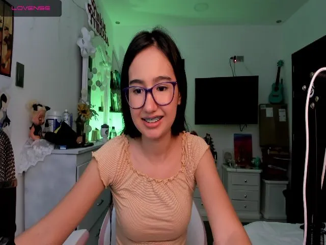 Live sex webcam photo for AnnieJulieth #260363785