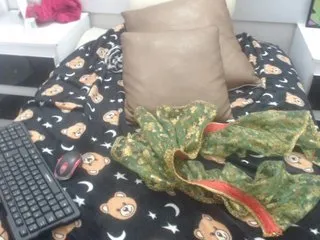 Live sex webcam photo for Katlinbrend #240841807