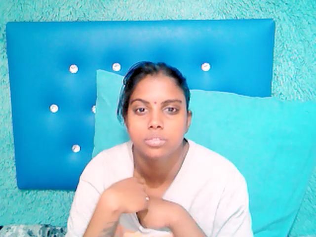 Live sex webcam photo for Indianpride #258491840