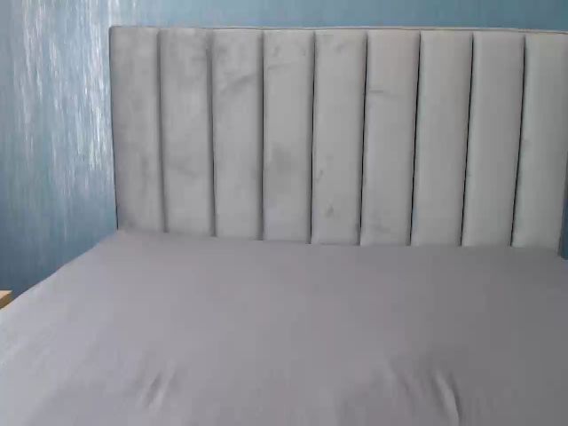 Live sex webcam photo for Rose4Lucy #259892433