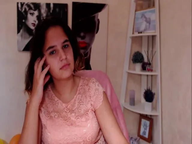 Live sex webcam photo for Erin_Holmes #265616058