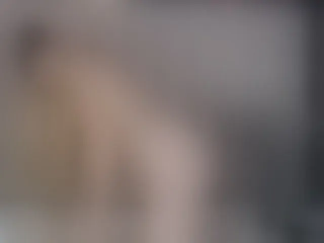 Live sex webcam photo for JuliaJuliette #265407827
