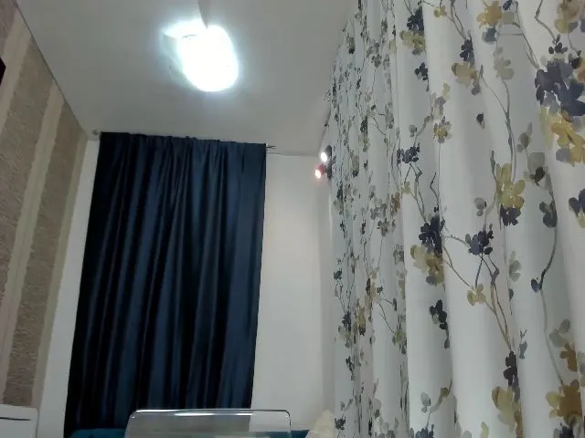 Live sex webcam photo for JessyJ_ #255009815