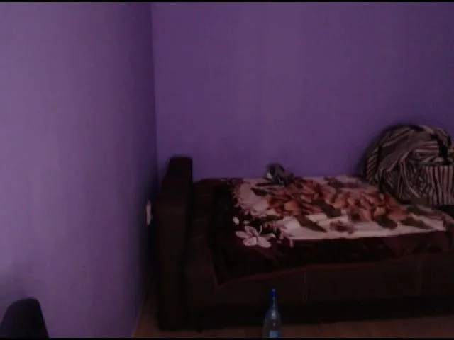 Live sex webcam photo for LoveJulliette #265474170