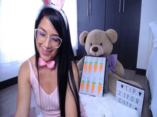 Live sex webcam photo for Hellenn #260914406