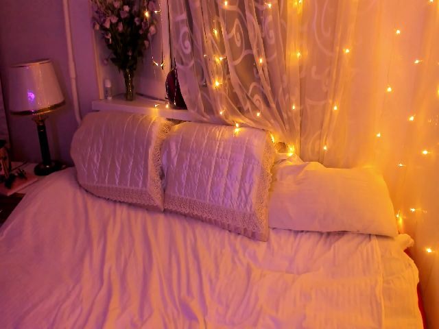 Live sex webcam photo for Annett19 #262246062