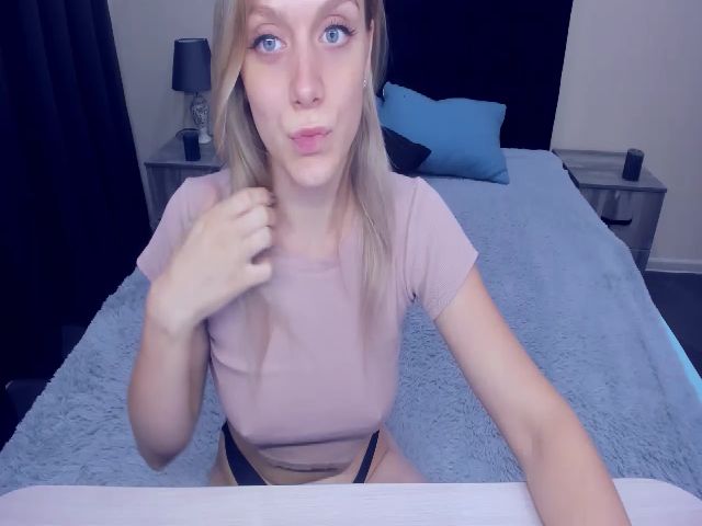 Live sex webcam photo for MeganKind #256681873