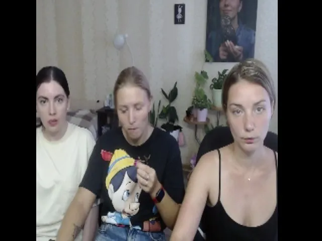 Live sex webcam photo for UrBlack_Kitty #254138351