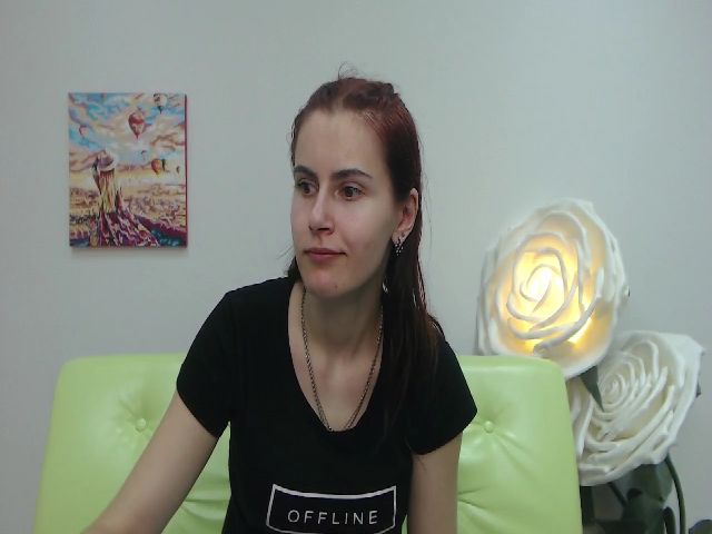 Live sex webcam photo for MollyTravis #261379468