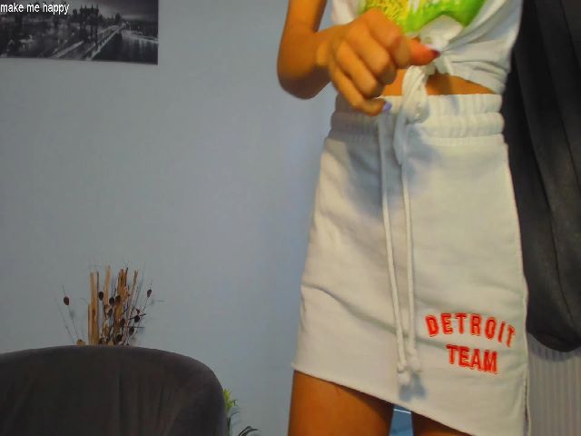 Live sex webcam photo for Roses_dream #258760009