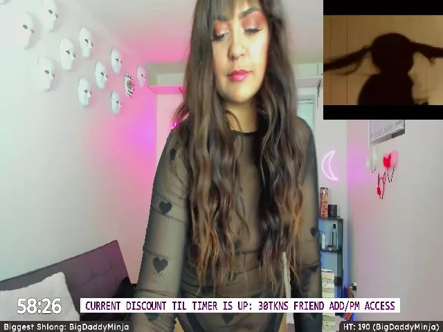 Live sex webcam photo for Glitt3rSlut #252326052