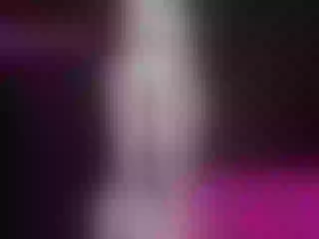 Live sex webcam photo for MarilynJane #258405637