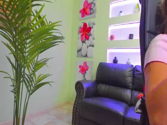 Live sex webcam photo for BountyVelery #262859919