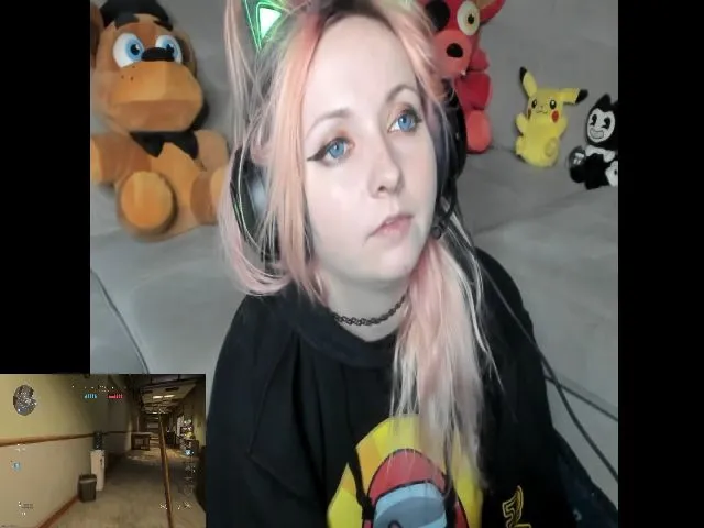 Live sex webcam photo for PrincessBluu #256139853