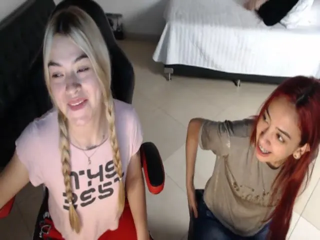 Live sex webcam photo for Thaunhty #264046081