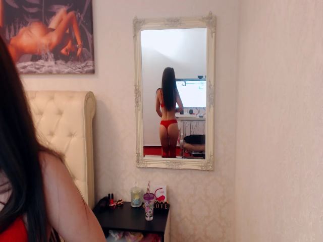 Live sex webcam photo for AlishaPacari #255151412