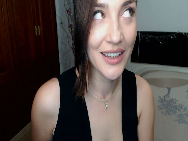 Live sex webcam photo for Deeleerious #252645646