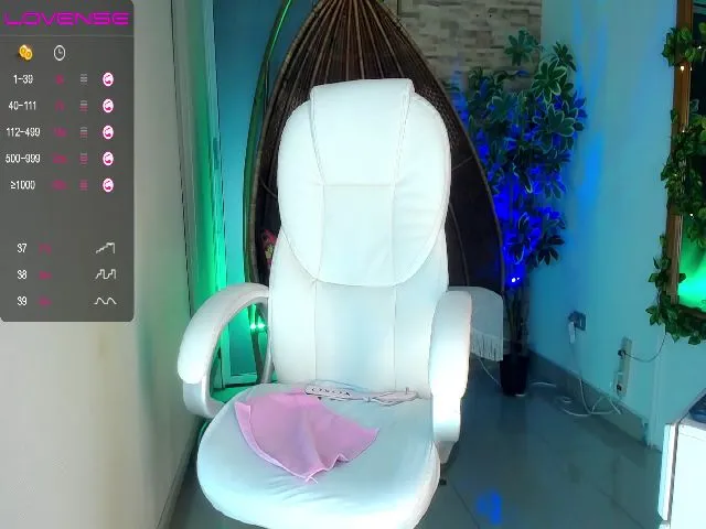 Live sex webcam photo for AiriKim #254345112