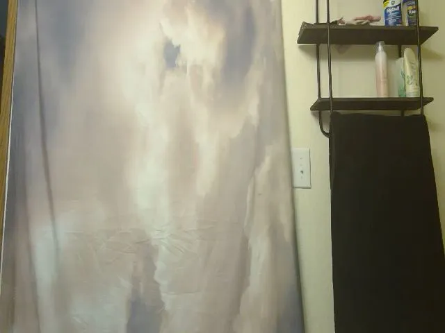 Live sex webcam photo for LilithLucid #256098434