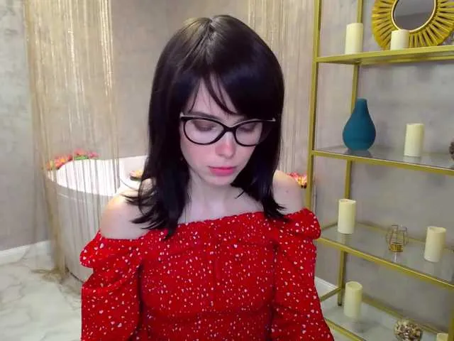 Live sex webcam photo for RaspberryJjam #241069978