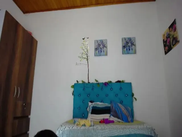 Live sex webcam photo for Eva_08 #261026884