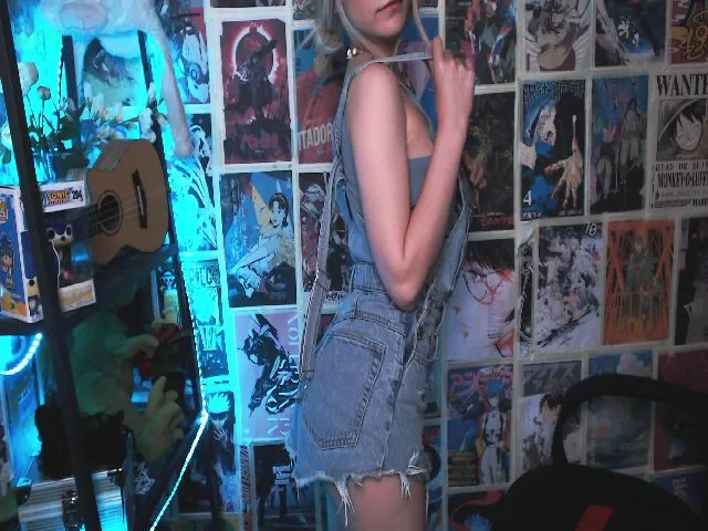 Live sex webcam photo for Manarose27 #253549980