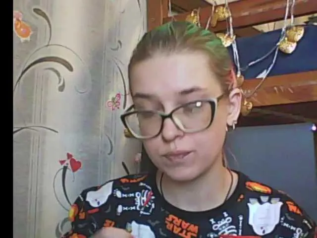 Live sex webcam photo for malvinella #241153238