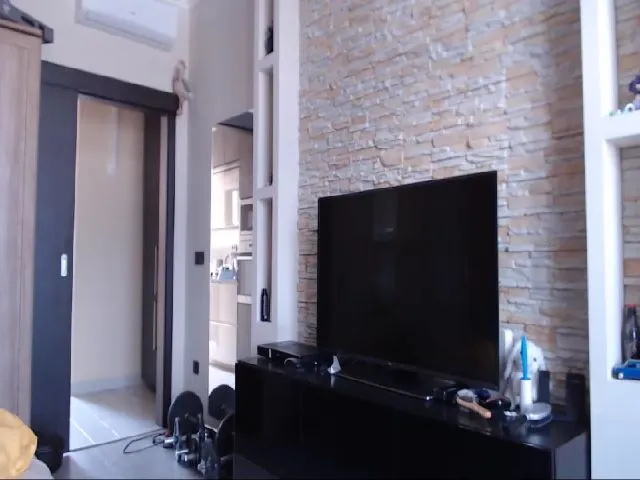 Live sex webcam photo for Petronellaxxx #255955977