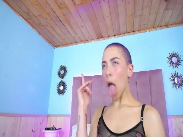 Live sex webcam photo for HardorDie #256309692