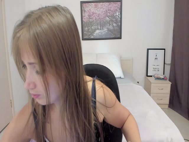 Live sex webcam photo for SharlottaTis #258627748