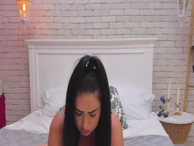 Live sex webcam photo for AmayaBrexton #262877257