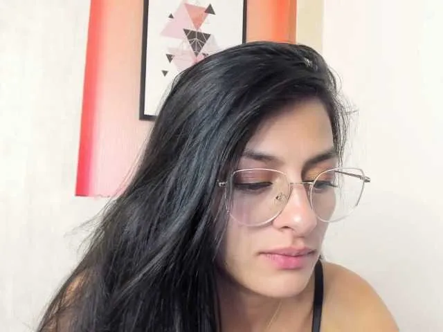 Live sex webcam photo for vianca-grey #246651759