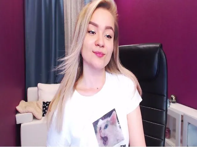 Live sex webcam photo for Kara_Smith #252929963