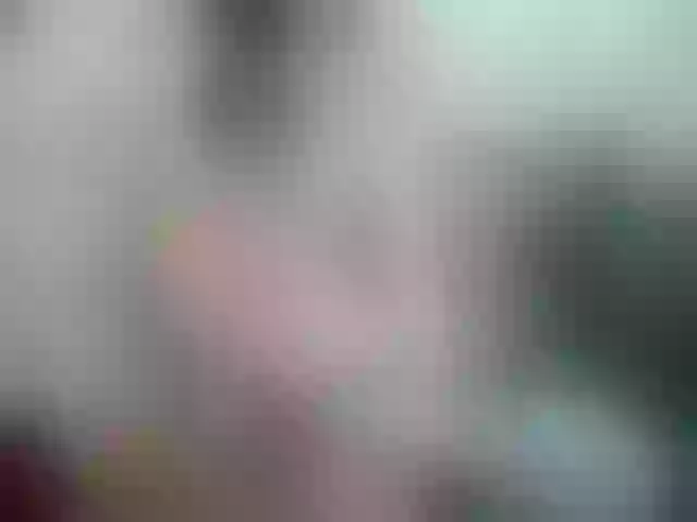 Live sex webcam photo for LouiseJenkin #250332202