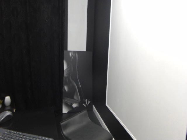 Live sex webcam photo for EvaSweetyMe #253309797