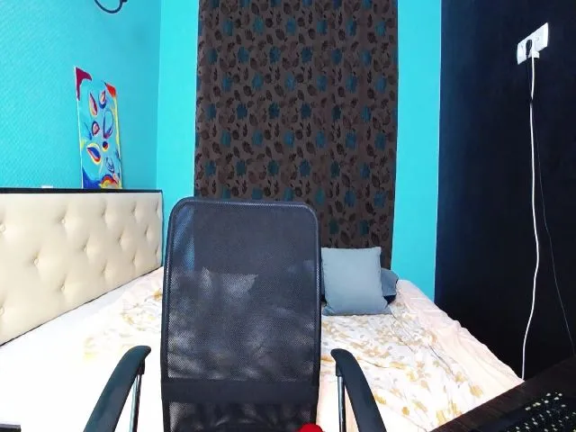 Live sex webcam photo for LanaMartin #255872204